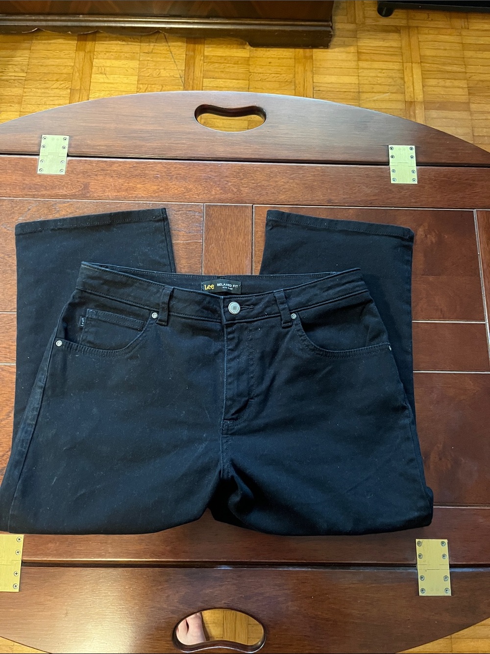 Lee women’s jean capris in Black